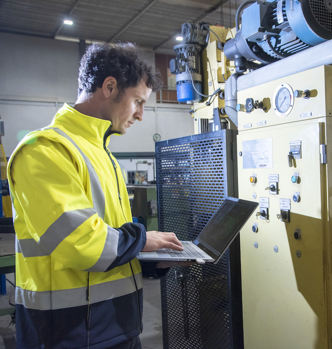 Ainzoain equipo de mantenimiento industrial experto y comprometido